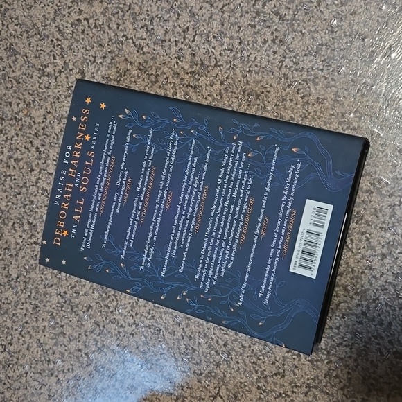 *Signed* All Souls Series - Debirah Harkness - Picture 14 of 14